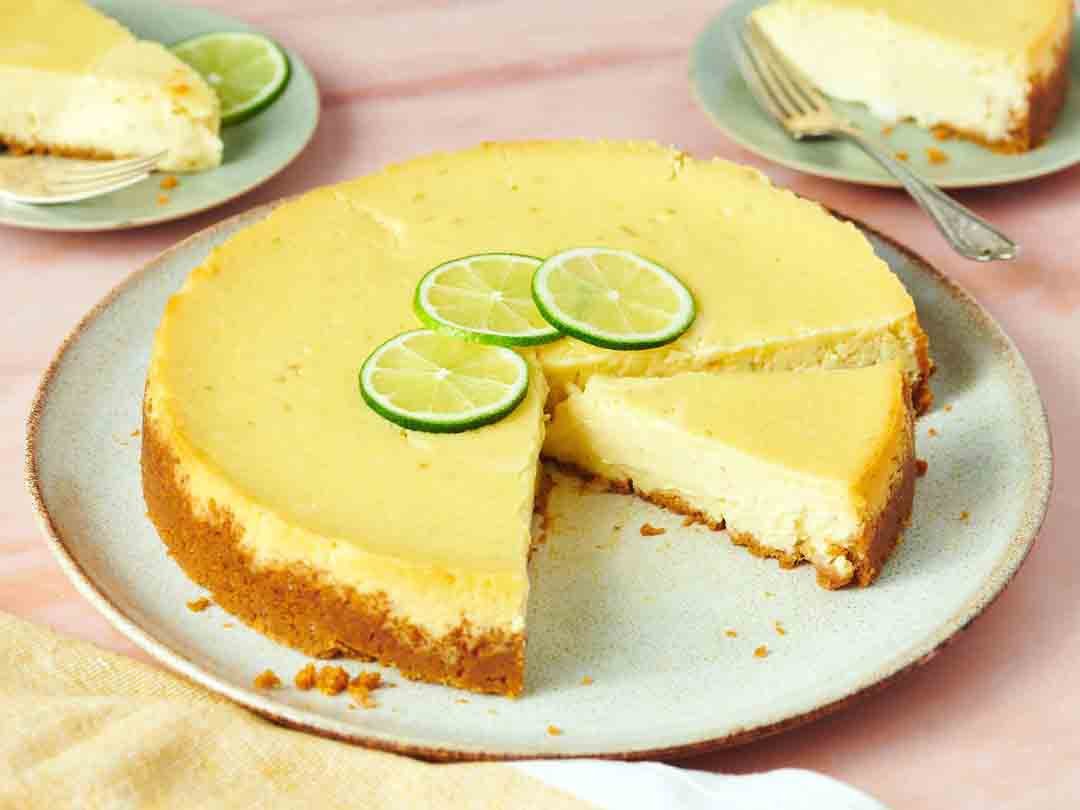 Key Lime Cheesecake – Creamy, Tangy Dessert Recipe